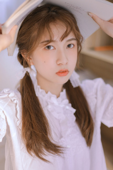 女兵俘虏营完整版电影免费观看